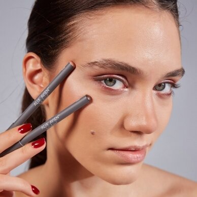 ALIX AVIEN vidinės akies pieštukas INNER EYELINER PENCIL 2